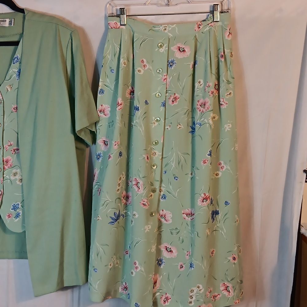 Alfred Dunner Coordinating Skirt Set 2pc. - Picture 3 of 11